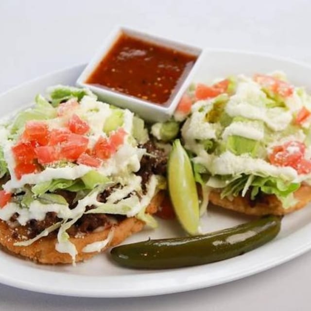 Sopes.
